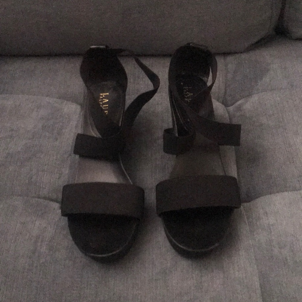 Stylish Ralph Lauren Wedges 😍